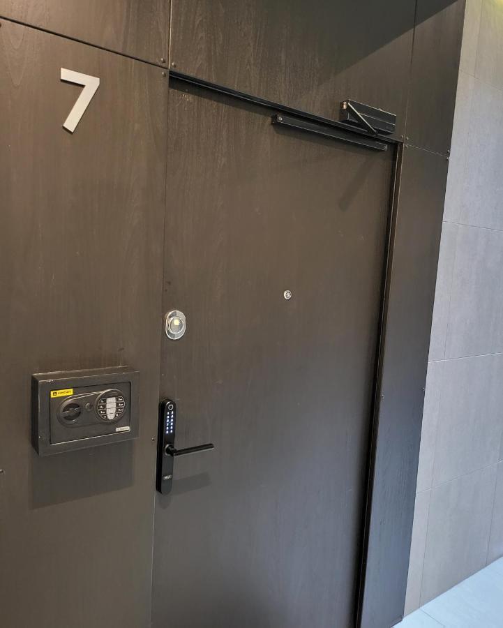 Happy Inn Presidential, Self Check-In, Parking In The Underground Garage Vilna Exterior foto