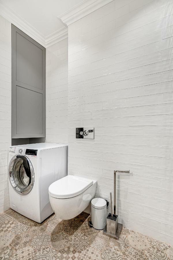 Happy Inn Presidential, Self Check-In, Parking In The Underground Garage Vilna Exterior foto